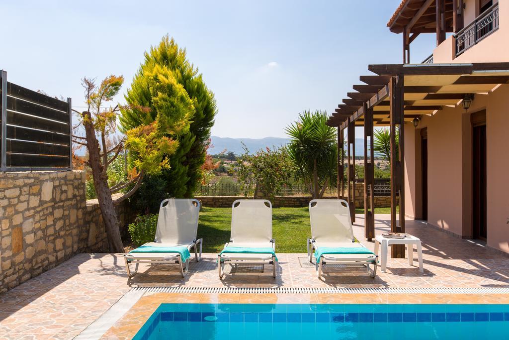 Villas Roumeli Exterior photo